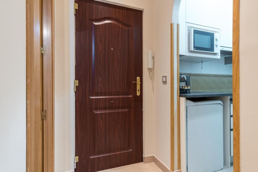 Acogedor Y Moderno - 1Dormitorio 1Bano - Imperial Madrid Kültér fotó